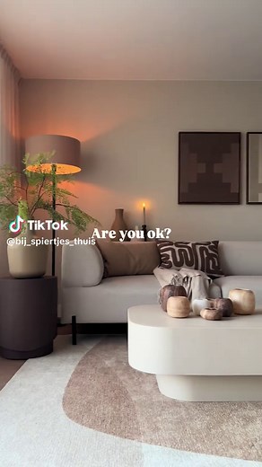 Brown & Beige Living Room Decor Ideas