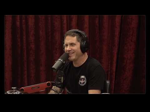 Joe Rogan Experience #2453 - Evan Hafer