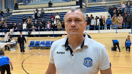 💙Meciul cu CSU Târgoviște a fost ultima partidă pentru CS Medgidia din anul 2025. 💪🏻 🎙️Antrenorul Adrian Georgescu ne-a oferit după meci o restrospectivă la cald despre anul care urmează să se încheie.🙏🏻 ⚫🔵 #Panterele #CSMedgidia #Handbal #FRH #DiviziaA | Clubul Sportiv Medgidia