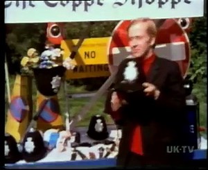 The Goodies S01E03 - Give Police a Chance
