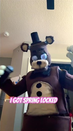 I got spring locked #fnaf #fnaftgeory #cosplaycostumes #fivenightsatfreddys #fnafcosplay #cosplay