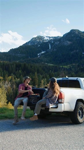 🔥BLUETTI releases exciting power station offers for new season.🍁Take the best deals on a variety of BLUETTI products and get power anywhere, anytime! Click👉Shop Now👈to buy the Elite 100 V2 - power your outdoor leisure to the max! 🏕️ ✅1,024Wh capacity covers your basic demands ✅1,800W continuous AC power ✅2,700W lifting power | Bluetti Global