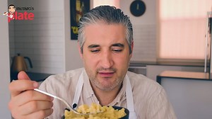 Italian Tries American Kraft Mac And Cheese For The First Time