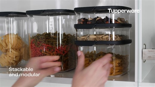 ✨ 𝐄𝐥𝐞𝐯𝐚𝐭𝐞 𝐘𝐨𝐮𝐫 𝐏𝐚𝐧𝐭𝐫𝐲 𝐟𝐫𝐨𝐦 𝐌𝐞𝐬𝐬 𝐭𝐨 𝐅𝐫𝐞𝐬𝐡! ✨ Keep your ingredients fresh and your kitchen beautifully organized with the 𝐓𝐮𝐩𝐩𝐞𝐫𝐰𝐚𝐫𝐞® 𝐔𝐥𝐭𝐫𝐚 𝐂𝐥𝐞𝐚𝐫 𝐂𝐨𝐧𝐭𝐚𝐢𝐧𝐞𝐫𝐬 — glass-like clarity, durable quality, and airtight freshness you can trust. 💨 Airtight Seal – Locks in freshness 💎 Glass-like Transparency – Instantly spot what you need 💪 Break-resistant – Built to last with everyday use 📦 Stackable Design – Maximize space in style 🍪 Perfect 