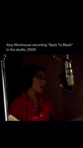 House of Vocal | Amy Winehouse recording “Back To Black” in the studio in 2006 Follow @houseofvocal for more #amywinehouse #iconic #music #song | Instagram