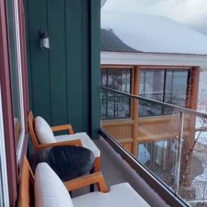 Mountain-lake views directly from your own private suite. 🏔️ | Shore Lodge - McCall, Idaho