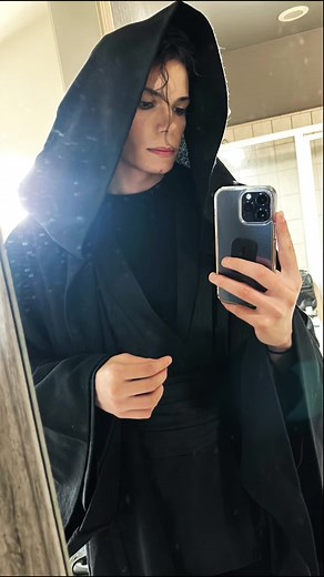 Build Your Own Lightsaber Like a Jedi: May 4th Force Activation