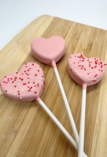 Transforming Angel Food Cake into Cake Pops