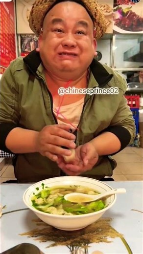 how eat dangerously man #viral #trending #explore #foryou #china #video