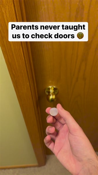 Doors need to be checked every day #waitforit #lifehacks #Wow | Mind Blowing Reels