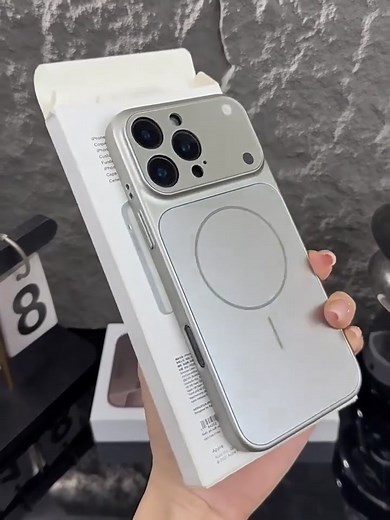 85 reactions · 5 comments |  Poly Carbonate 17 Series Concept Case –...