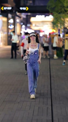 "Chinese Street Fashion 🇨🇳 | The Trendiest Looks You NEED to See!" #tiktok #ChineseStreetFashion