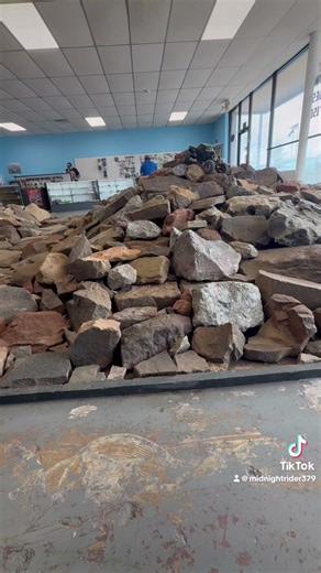 #rccrawler #redcatfusion #rockcrawling #rccrawling #scalecrawler #crawlerlife #rcaddict #offroadrc