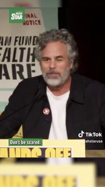 Robert De Niro was one of the speakers during a 'Hands Off Our Vote' rally in New York City on October 4 - and in his profanity-filled speech, he didn't mince his words about Trump 🫢 #trump #robertdeniro #markruffalo #politics #news