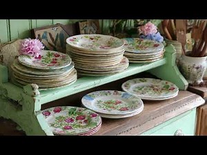 Shabby Chic Kitchens: Curating Vintage Finds into Functional Layouts