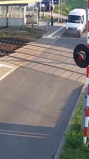 5.5K views · 19 reactions | Heart-stopping moment van gets split in HALF by train | The US Sun - News | Facebook