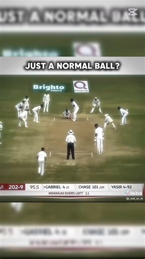 Just a normal ball 😱
