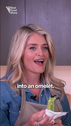 A NEW episode of #TheRealFoodShow is here! 🥗 📺