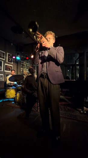 Enjoy these encredible talented jazz musicians, see full registration | Live jam from Amsterdam.