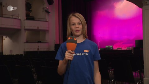 Oskar trifft Komikerin Hazel Brugger