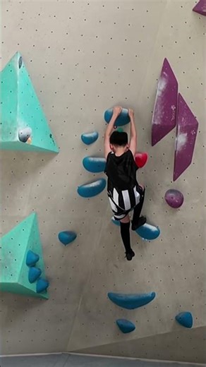 My First Time Bouldering, Strength, Strategy & So Much Fun #bouldering#beginnerbouldering