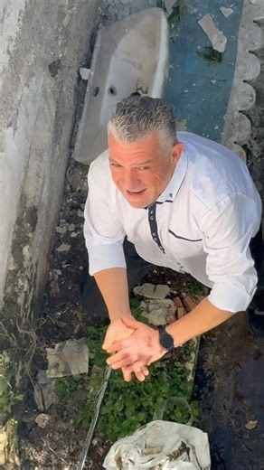 ΦΈΡΑΜΕ ΤΟΝ ΠΟΣΕΙΔΏΝΑ τον Θεό της θάλασσας για να μας πει τι να κάνουμε με τα νερά! 😜❤️😍