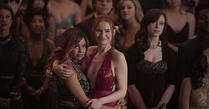 Riverdale Star Vanessa Morgan Confirms Pregnancy Written Into Season 5