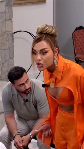 sina mamadi🦅 on Instagram‎: "جیندا خانه اکسو😍"‎