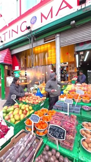 #Tooting #market #REFUSAL of my #americanexpress 😭