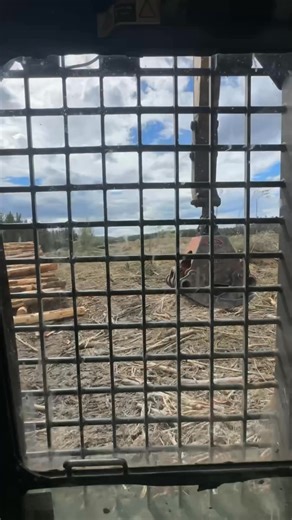 1.4K views · 27 reactions | No time wasted — out to the bush to get the gear turning again #hobartdieselfitter #diesellife #fitterstrong #wassheavydiesel | Wass Heavy Diesel Pty Ltd | Facebook