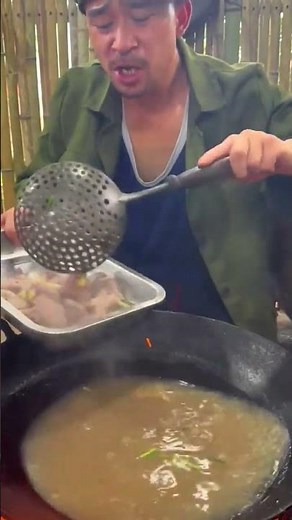 An old chef making delicious noodle with chili #cooking#asmr#foodshort #part5