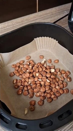 How to Roast Hazelnuts in an Air Fryer 🌰 | 5 Minutes