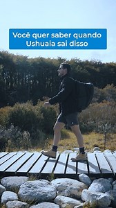 ❄️ Junho a setembro é o auge da temporada de neve em Ushuaia! Mas a verdade é que a cidade tem experiências incríveis em qualquer estação. 🌅 Conte para a gente, você prefere viver o frio intenso do inverno ou aproveitar os dias ensolarados do verão? . . . . . #brasileirosemushuaia #ushuaia #findelmundo #tierradelfuego #patagonia #viagens #travel #snow #viagens #viagem #findelmundo #trip #neve #viagensincriveis #tierradelfuego #brasileirosemushuaia #patagonia #ushuaiafindelmundo #ushuaïa #ushuai