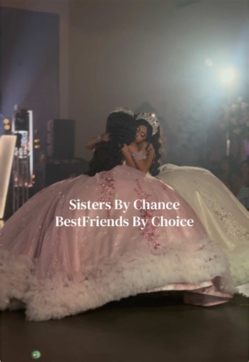 Soulmates In Every Lifetime🫂🥹👯‍♀️🤍 @jai and jay twins @bellecouturehouston @Hair By Marilu @D’Gala Ranch #quinceañera #abcxyz #quince #twins #quince