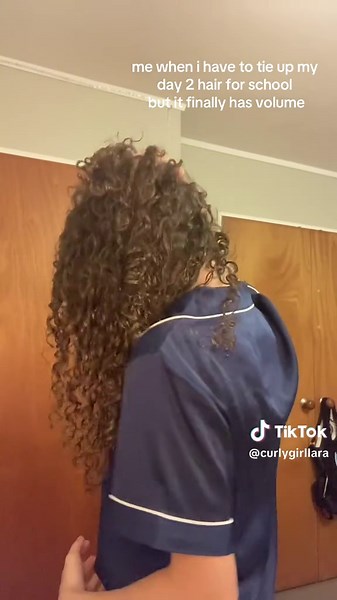 How to Get Volume in Curly Hair for School