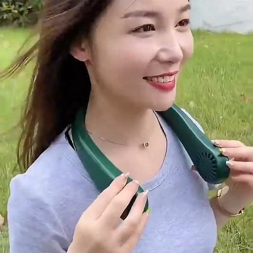 Portable Bladeless Neck Fan – 4000mAh Wearable Cooling Fan | Adjustable & Rechargeable Personal Fan