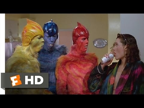 Earth Girls Are Easy (4/10) Movie CLIP - Aliens for Lunch (1988) HD
