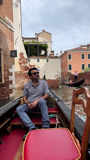 Video di Tariq Anwar Siyal (@tariq.anwar.siyal) con original sound - Jaani_writes03