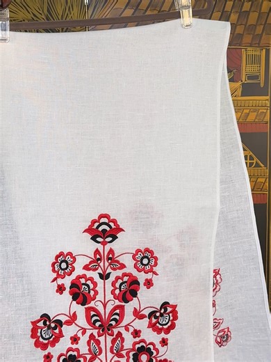 Runner Linen Ukrainianegg.net https://www.instagram.com/ukrainianeggofficial/?igsh=MXFudjVnbG91YjRqZw==# 🌳 Dutch premium combined with Ukrainian sacred artistry! Tree of Life linen table runner with 100% Dutch linen. Traditional red and black embroidery with cotton lace edging. Sacred Ukrainian Tree of Life motifs symbolizing growth, strength, heritage. Handmade in Ukrainian workshop. 18