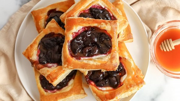Cherry Tarts Just Got A Spicy Upgrade With This Recipe