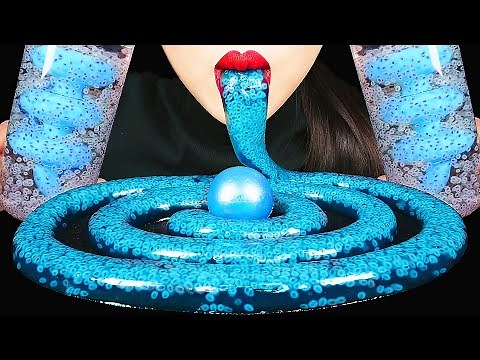 ASMR BLUE FOOD: EDIBLE GIANT FROG EGG JELLY NOODLE, PLANET GUMMY, MOST INTERESTING DRINKING SOUNDS