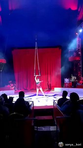 🌟 Aerial Trapeze: @sonya__kori #aerialartsassoc | Aerial Arts Association