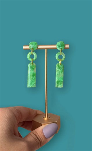 Color Series 17 This design ended up looking a bit like jade stone—and honestly, I love how it turned out. Sometimes the experiments surprise you and come out even better than expected. ✨ #contemporaryearrings #earringdesign #handcraftedearrings #polymerclayart