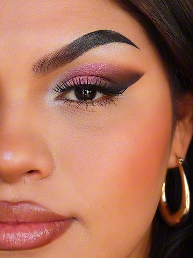 Simple and Elegant Makeup Hacks You Need to Try