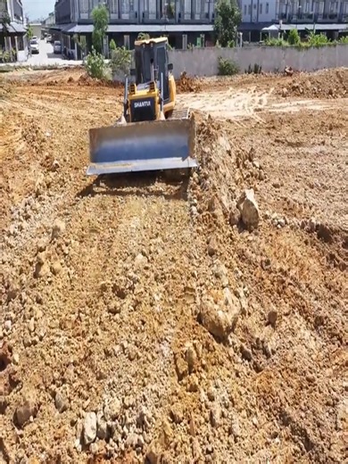 Starting from Scratch: How to Fill a Flooded Area with a Bulldozer. | Bulldozer Pushing