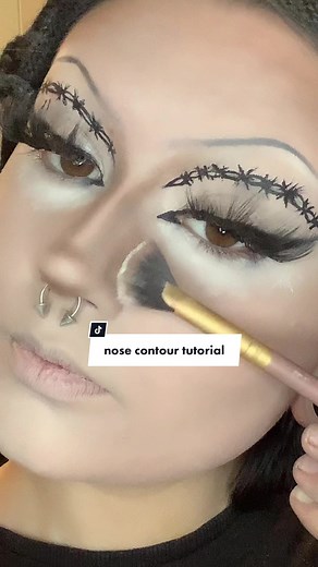 Dramatic Nose Contour Tutorial for a Goth Look