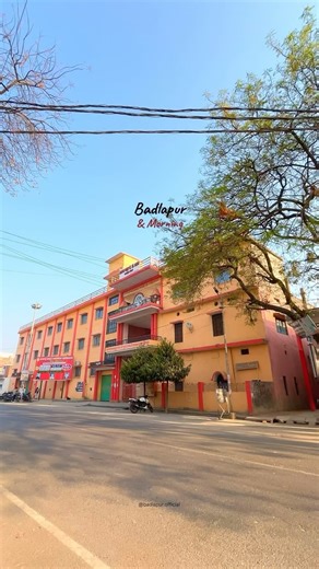 𝗦𝗵𝗶𝘃𝗲𝗻𝗱𝗿𝗮 𝗦𝗶𝗻𝗴𝗵 on Instagram: "हमारा प्यारा बदलापुर 😍💚 #badlapur #morning #sunrise #city #badlapurcity #cityview #vibe #village #villagelife #villagevibes #trendingreels #reelsinstagram #uditnarayan #alkayagnik #badlapurofficial"