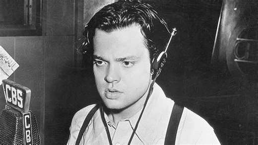'La Guerre des Mondes' d'Orson Welles : la nuit où l'Amérique crut à une invasion extraterrestre - RTBF Actus