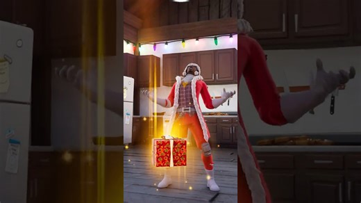 Jonesy's present got stolen. But then! 😱🥰 #shorts