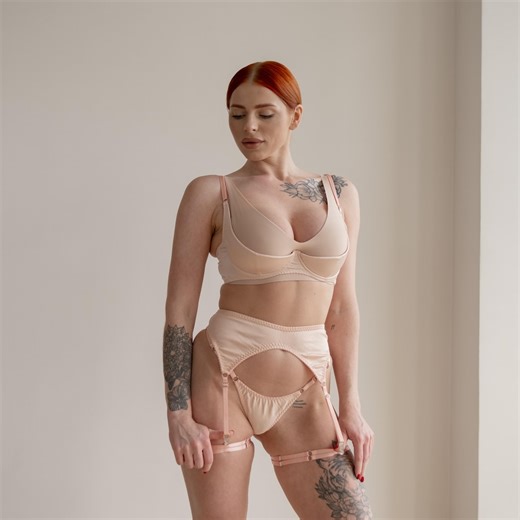 Open Crottched Lingerie Shelf Bra Garter Belt Set, Low Rise Bikini for Women: Crotchless Lingerie Hot - Etsy